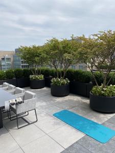 Return Lip Recessed Base Rooftop Garden Planters